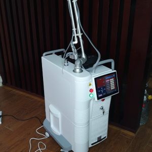 Máy Laser CO2 FRACTIONAL - Phùng Khôi - Mặt Trái
