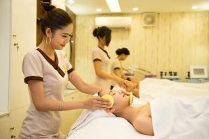so sánh spa và thẩm mỹ viện